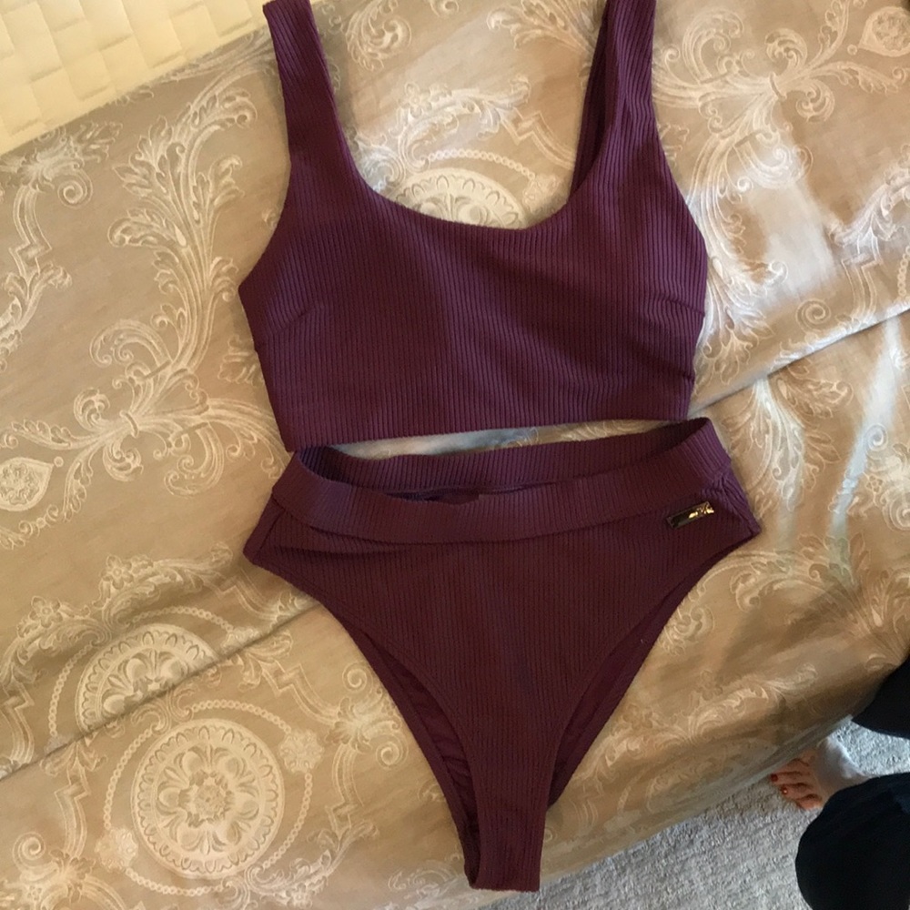 GymShark plum two piece suit xs